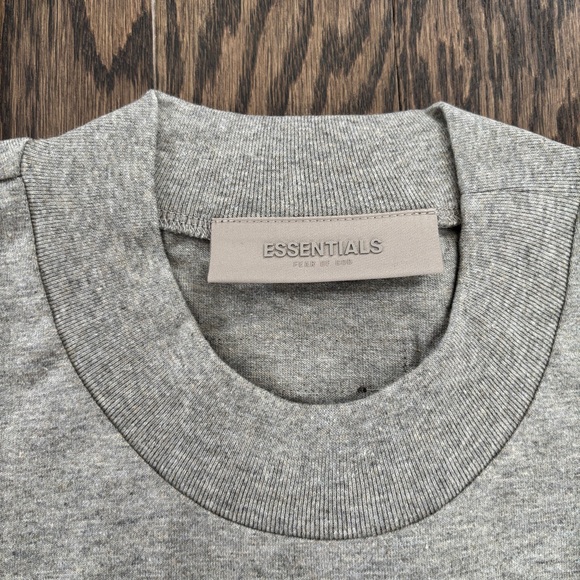 Fear Of God Essentials t-shirt Dark Grey Oatmeal XL Tshirt NEW NWT - Picture 2 of 6